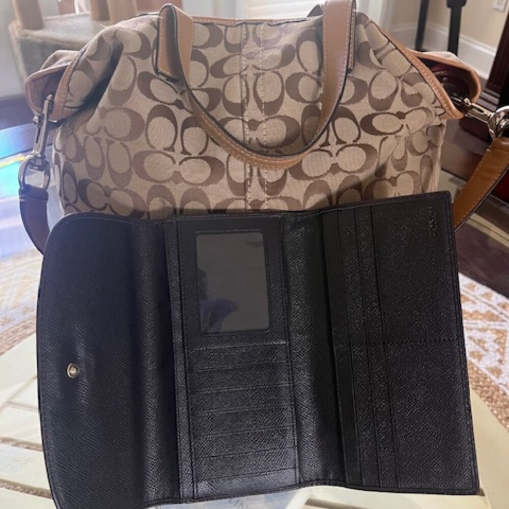 COACH PURSE WITH WALLET